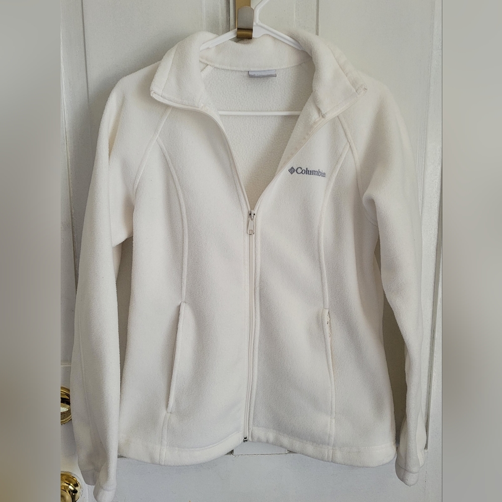 Women's Medium White Fleece Columbia Jacket